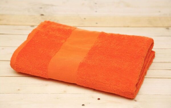 Brisača 100 % bombaž 360 g/m2 dim. 70 x 140 cm