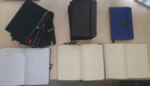 Paket - beležke A5 - 19 kosov