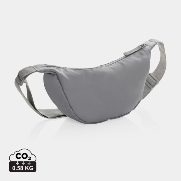 Prekoramna torbica v obliki polmeseca Crescent AWARE™