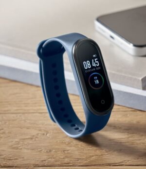 Pametna ura za spremljanje telesne aktivnosti Arta