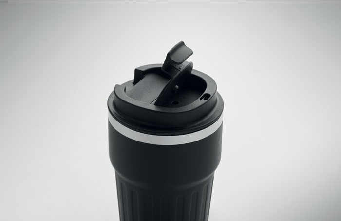 Set črtasta beležka A5, termo lonček in kemični svinčnik